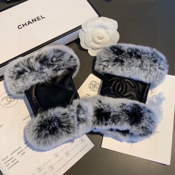 Chanel plush thermal fingerless gloves - Picture 5 of 8